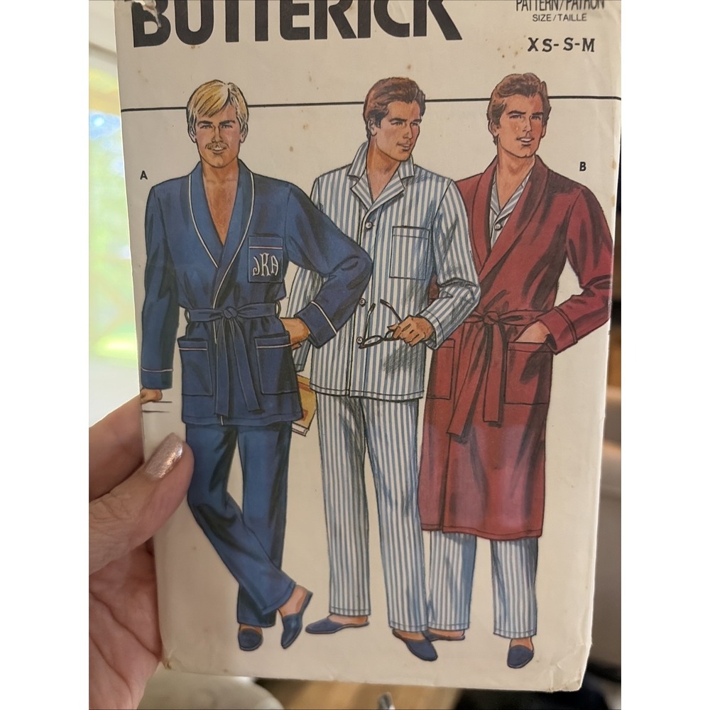 Vtg 1984 Butterick 3037 Mens Pajama Robe Sewing Pattern Size XS S M Uncut